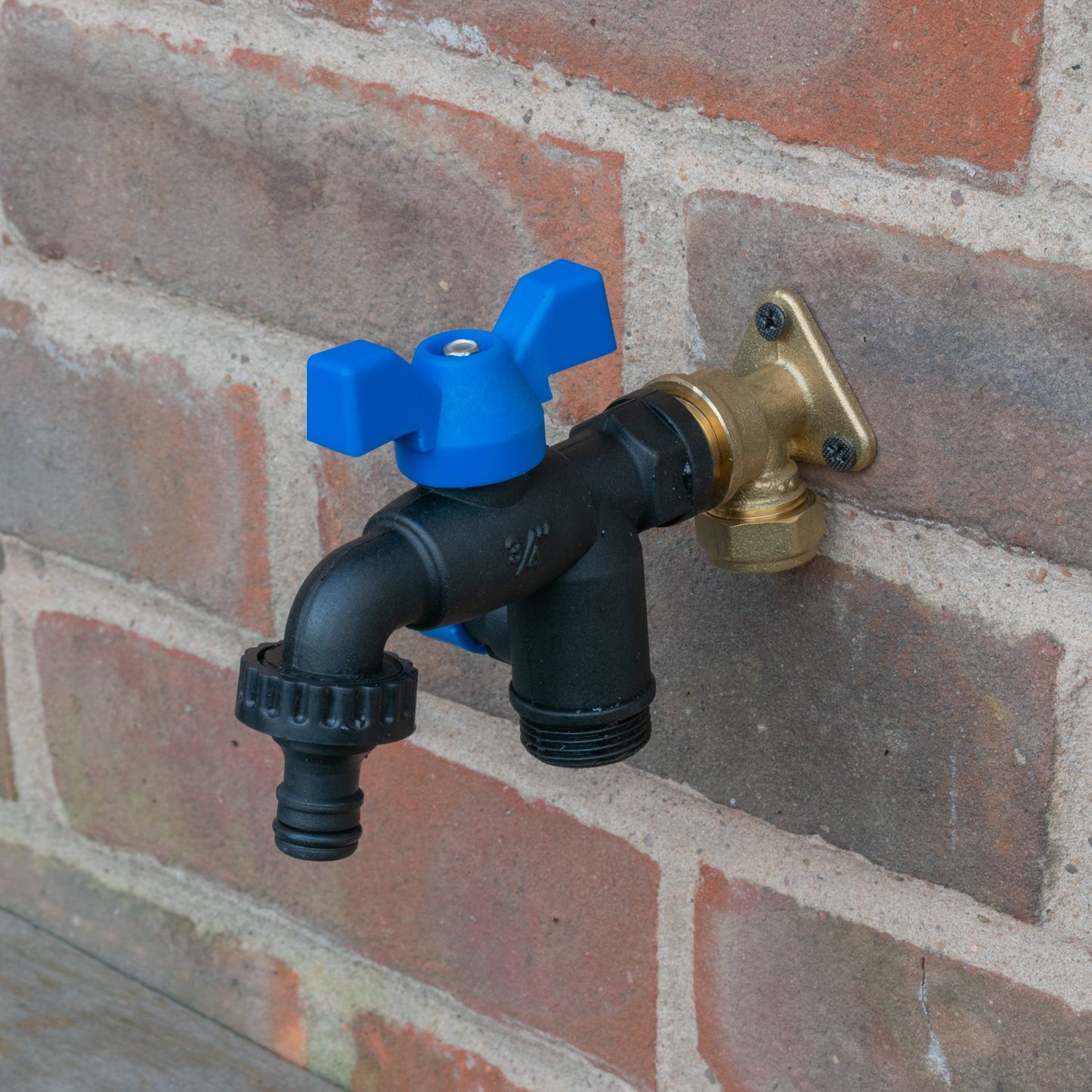 Nylon Quick Connector Dual Outlet Bib Tap, 1/2" BSP