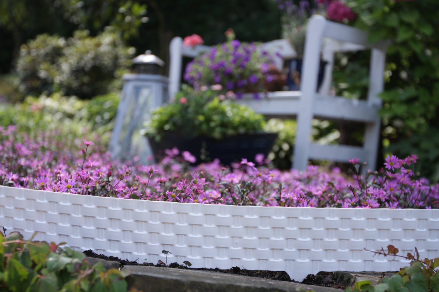 Grey Rattan Texture Palisade Lawn Edging, 2.4m