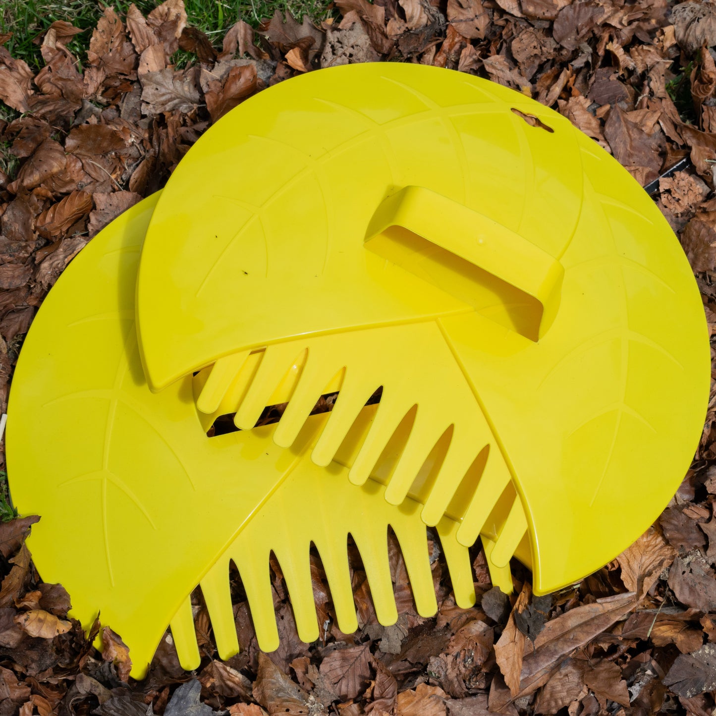 Garden Cleaning Leaf Grabbers, Yellow