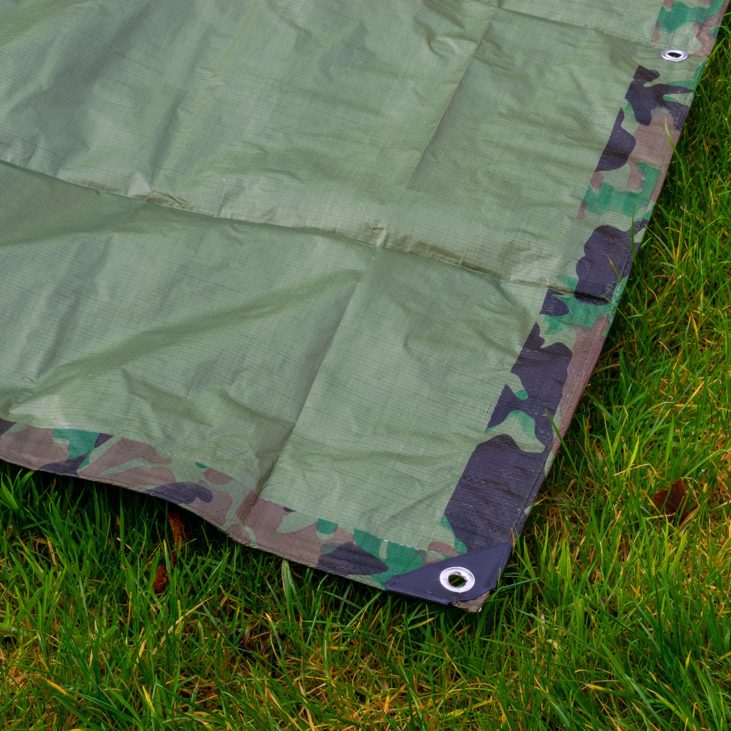 1.5m x 5m Camouflage 90gsm Tarpaulin