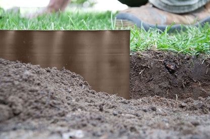 Brown Crinkled Flexible Lawn Edging, 20cm Height