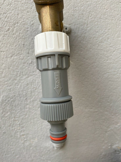 Garden tap pressure reducing valve with filter,hozelock compatible connection