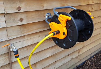 High capacity 60m hose reel at a budget price,fold down handle for easy storage